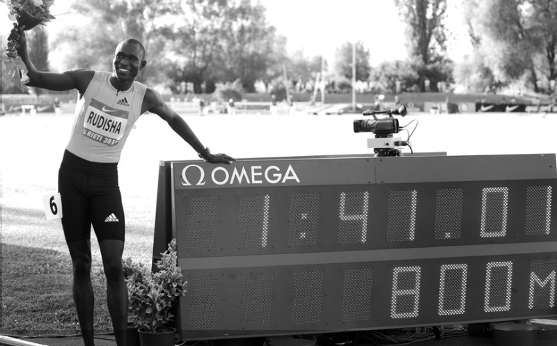 肯尼亚选手鲁迪沙再次刷新男子800米世界纪录