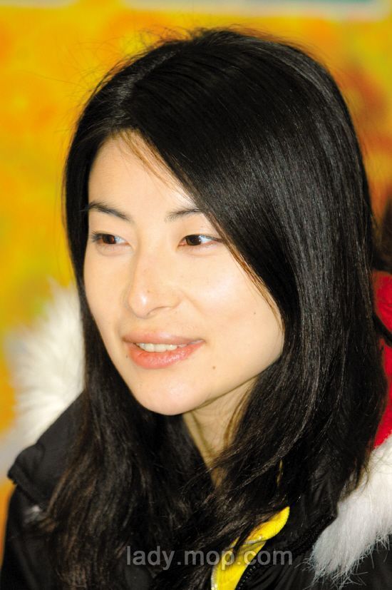 组图:<em>郭晶晶整容</em>前后对比照 追忆跳水女皇昔日