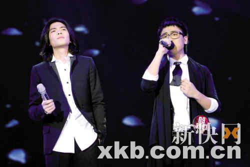 2019快乐男声经济人_张杰助阵快男成都唱区 献 微笑 为玉树祈福