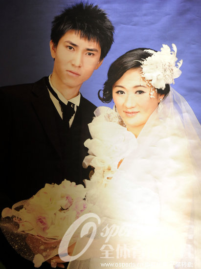 [组图]<em>女排</em>第一美女<em>刘亚男</em>大婚