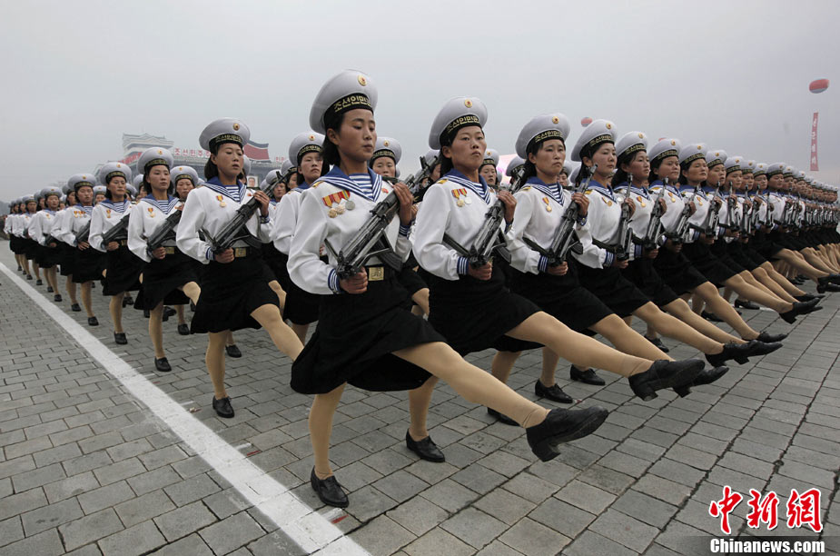 朝鲜阅兵式高清完整版2013