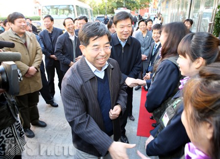 领导参加人口普查