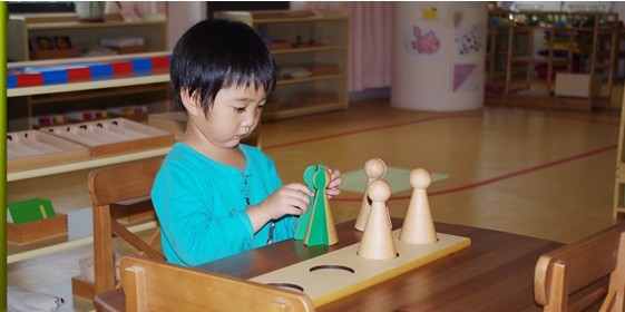 http:\/\/news.cntv.cn\/20101210\/111548.shtml