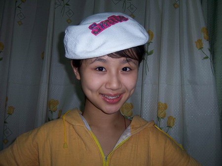 《<em>家有儿女</em>》童星杨紫<em>18</em>岁写真被疑整容(组图