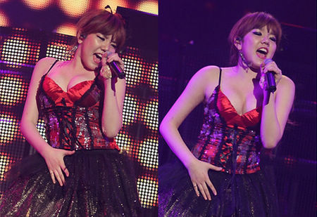 韩选秀节目19岁<em>女孩</em>暴露成狂 豪爽露乳引非议