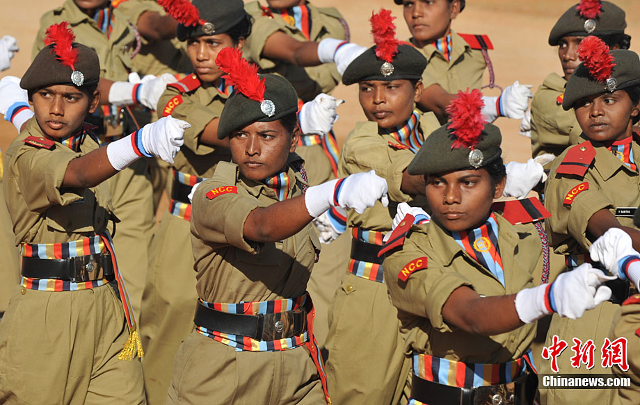 印度举行阅兵式庆祝共和国日
