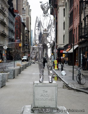纽约联合广场展雕塑 安迪纪念碑 (图)