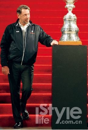 http:\/\/news.cntv.cn\/20110415\/105024_4.sht