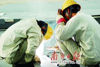 中国人均住宅_中国员工人均月薪(2)