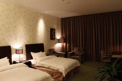 http:\/\/news.cntv.cn\/20110428\/101599.shtml