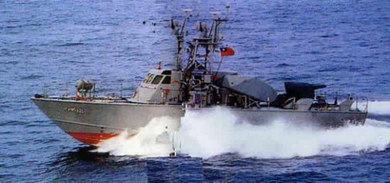 台湾军方将派导弹艇坦克进驻南沙太平岛(图)_