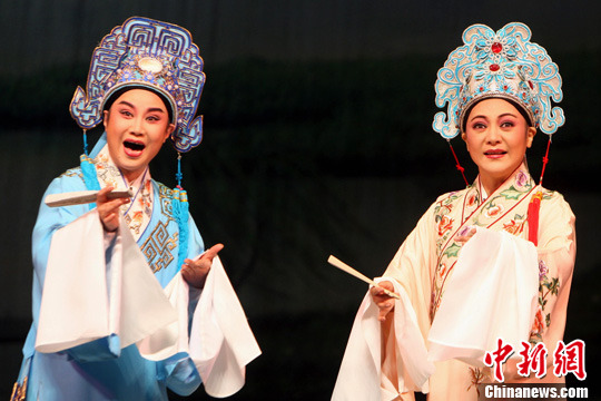 越剧《梁祝》的由来与发展 越剧《梁祝》的由来与发展