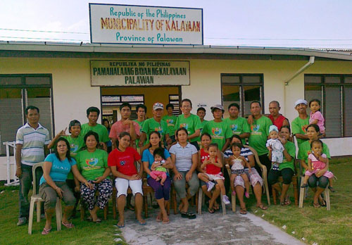 菲律宾公布占领南沙岛屿最新照片(组图)