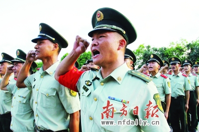 万名武警进驻大运会场馆