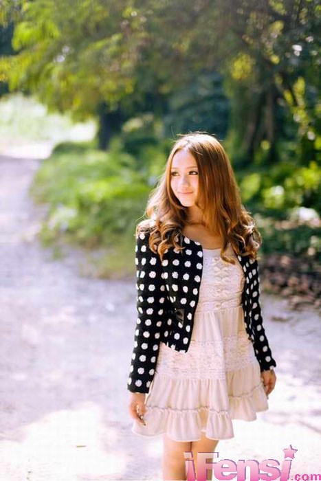 <em>快女</em>曝潜<em>规则</em> 付梦妮海量性感照曝光_新闻中心