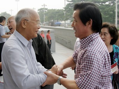 中国书法家协会副主席言恭达和他的作品