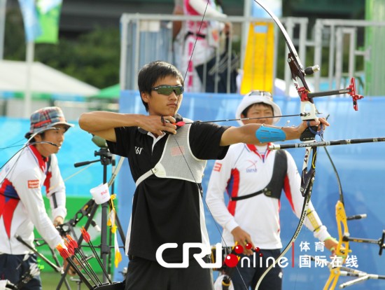 中国射箭队创造历史 获反曲弓男子团体赛
