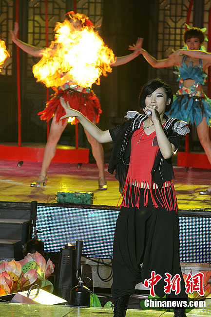 2011花儿朵朵东部唱区总决赛开赛