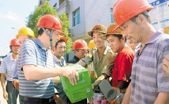 东阳市南马镇人口_好幸福 东阳花园村民福利多(3)