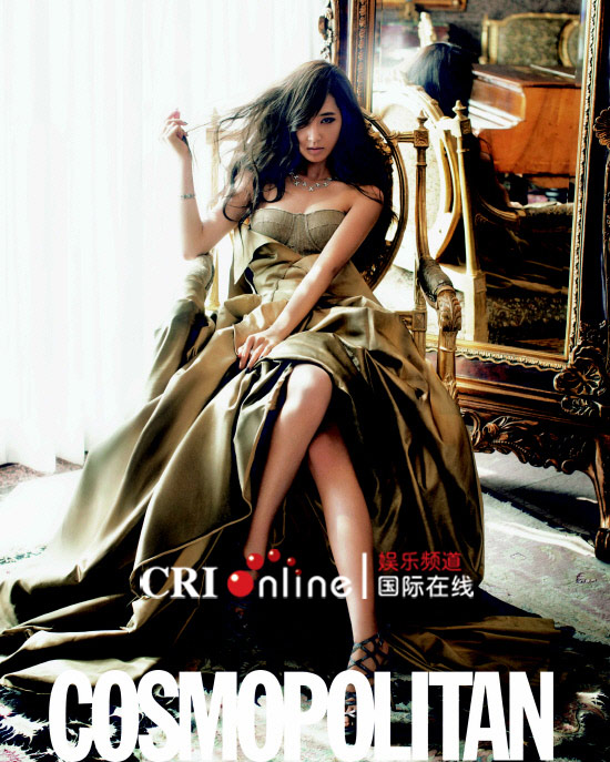 <em>少女时代</em>成员<em>权侑莉</em>写真优雅熟女路线个人形象