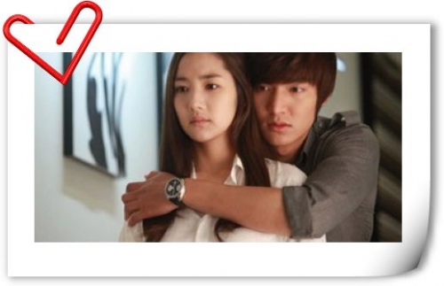 李敏镐朴敏英承认热恋 暧昧亲密合影盘点(图)