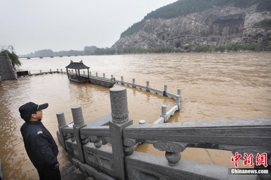龙门石窟景区因上游水库泄洪暂时关闭