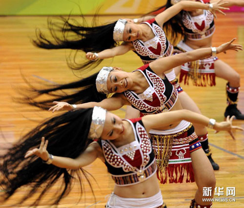<em>佤族</em>体育舞蹈《波海咚》唯美 <em>美女</em>黑发飘逸(图