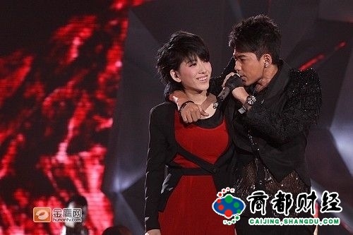 洪辰被打刘忻惨败+段林希夺<em>快女冠军</em>内幕揭秘