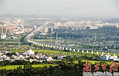 中国人口最多的镇_南朗镇人口