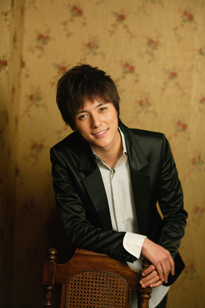 张超加盟福茂即将发片 歌唱影视两得意