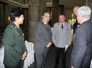 驻德国大使吴红波出席中德高级军官安全政策研