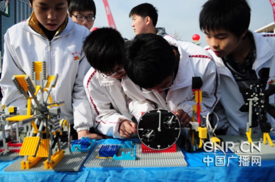 邯郸市首届中小学生科技节启帷