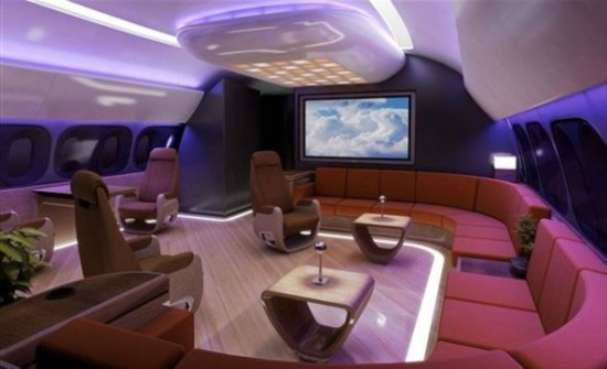揭秘波音787:塑料打造拥有拱形天花板