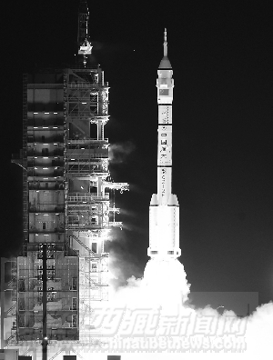 飞船发射指挥室 5191362344171386806.jpg