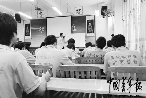 美国耕地面积_人均耕地面积少(3)