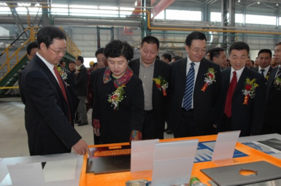 国内最大规格铝合金厚板生产线在西南铝投产\/