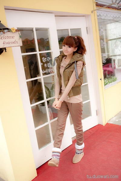 CJShowGirl社团MM毛小兔:结婚狂也会拒绝裸婚