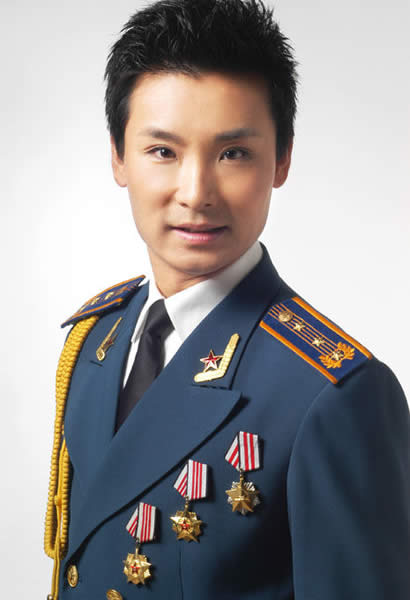 刘和刚――《人民空军忠于党》