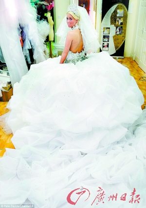 石狮米朵婚纱摄影_250米婚纱