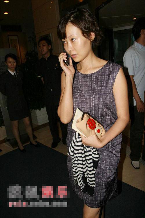 <em>美女主播</em>不愿曝光的素颜照 朱丹谢娜周涛王小