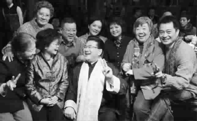 二十年后重聚首还是上海一家人