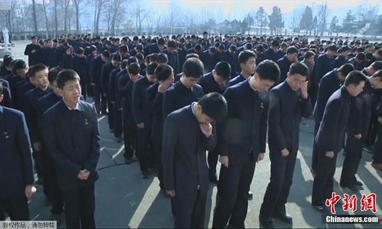 朝鲜总人口有多少_金正恩视察空军指挥部 妹妹金与正陪同(2)