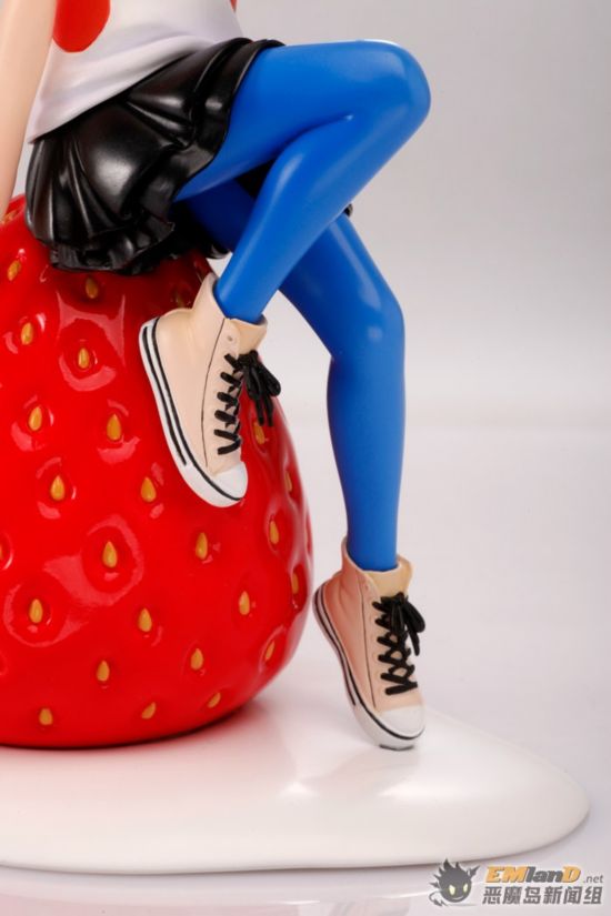 中野梓草莓治愈 gk 版本手办预售