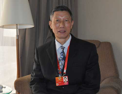 张国初:中国的银行业,要说爱你不容易