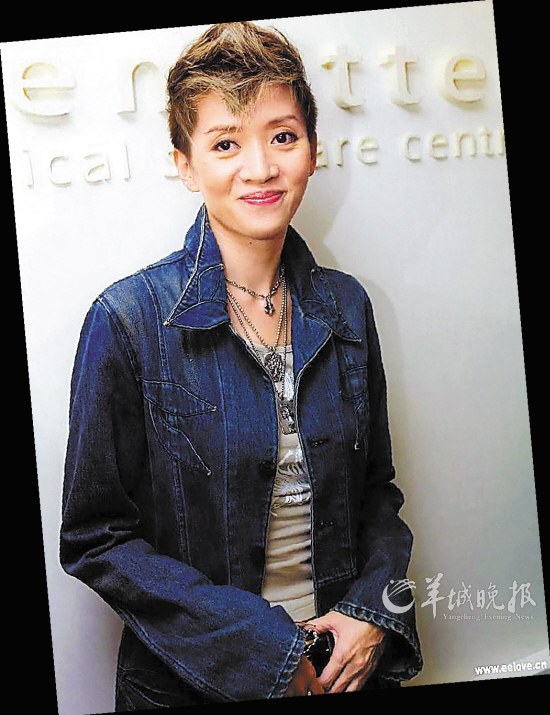 梅艳芳与家人关系疏离内幕