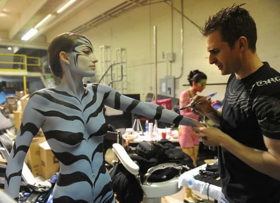 美国大胆时装秀上演另类<em>人体</em>艺术