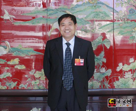 夏春亭代表:希望检察机关扎实推进视频接访工作