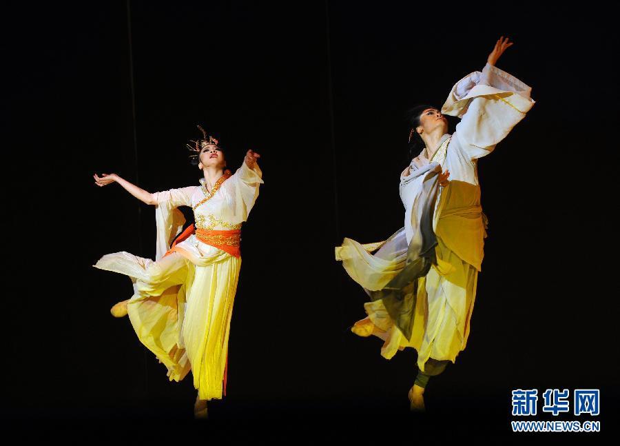 大型舞剧水月洛神再现郑州舞台