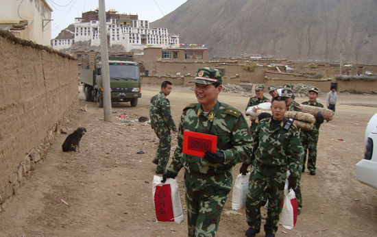 中央军委为武警8674部队记一等功 贡献突出(图