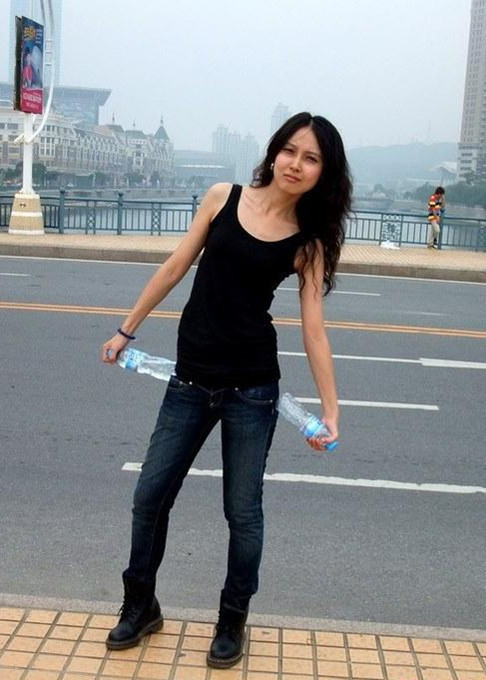 新东方美女\歌后\戚颖